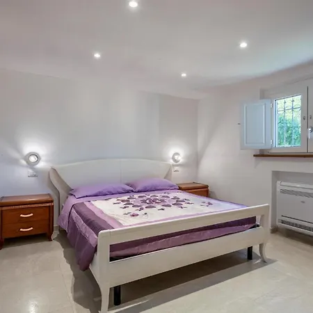 La Dolce * San Costanzo